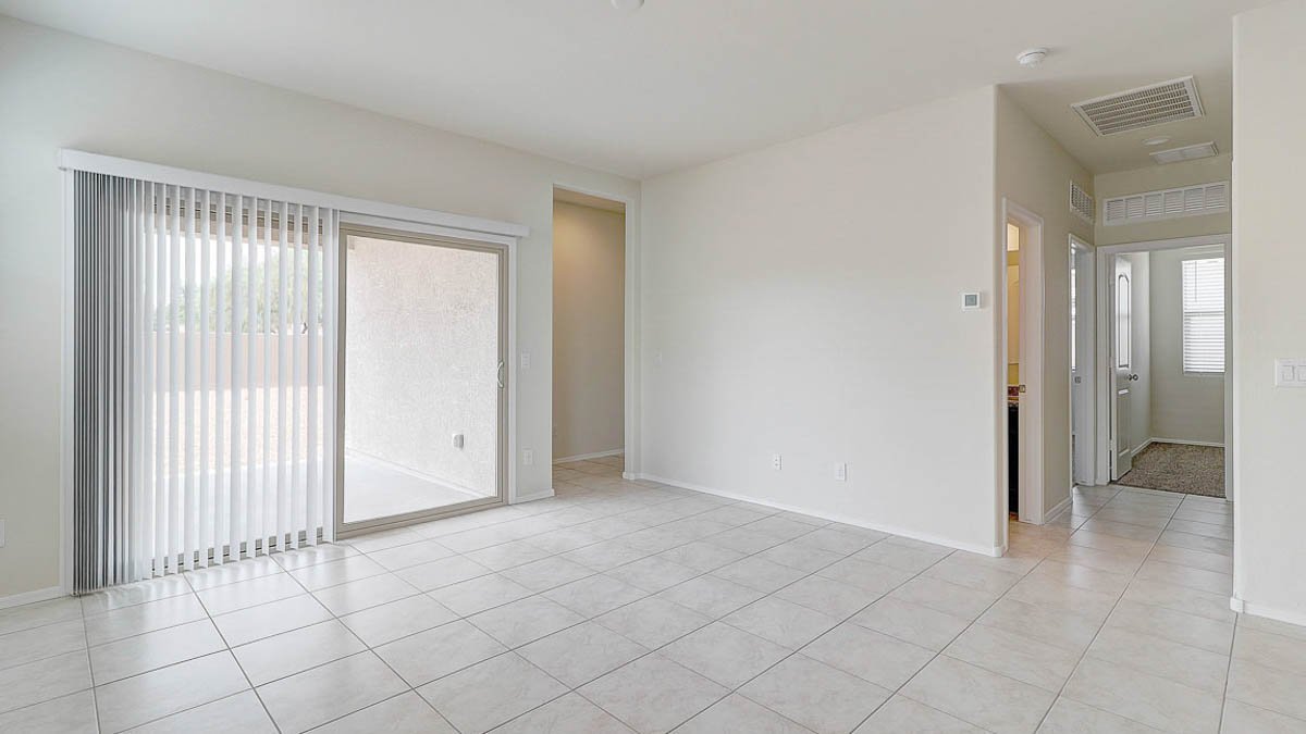 Floor Plan in Crestfield Manor Florence, AZ D.R. Horton