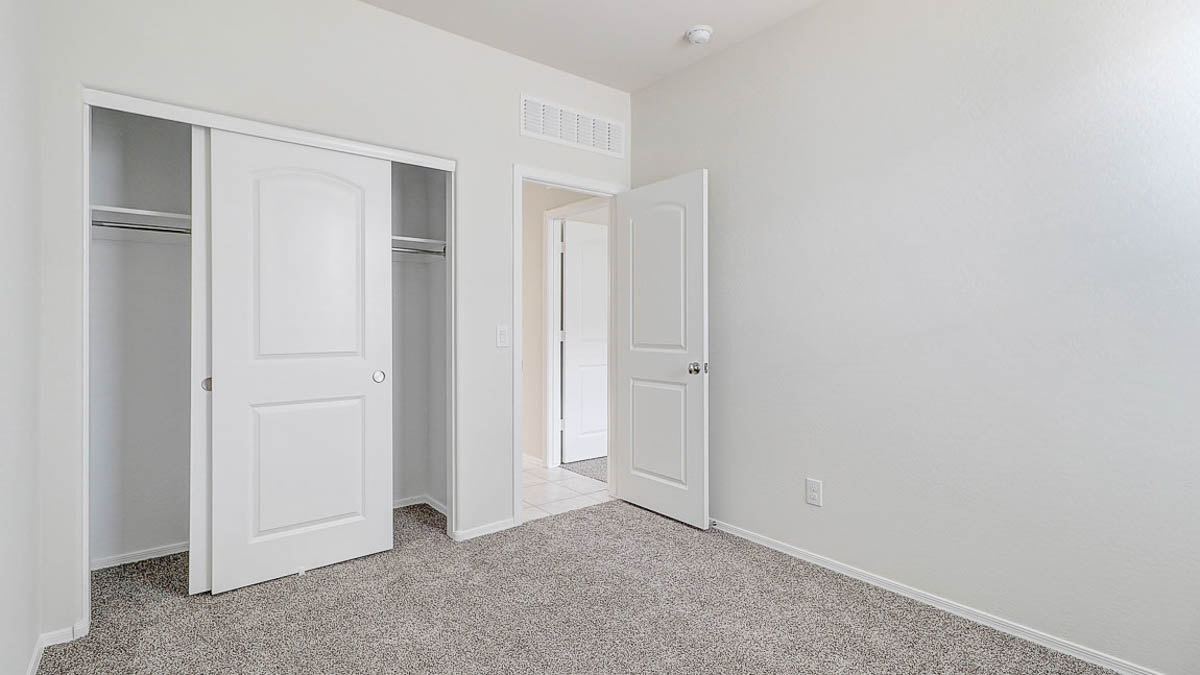 Floor Plan in Crestfield Manor Florence, AZ D.R. Horton