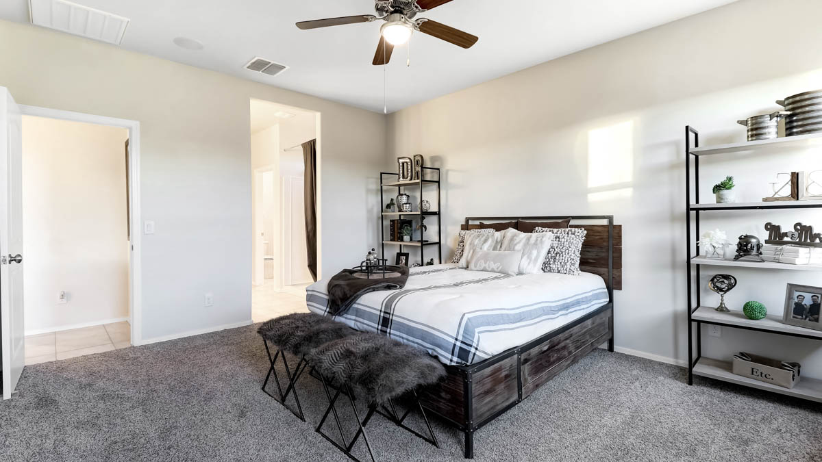 Floor Plan in Crestfield Manor Florence, AZ D.R. Horton