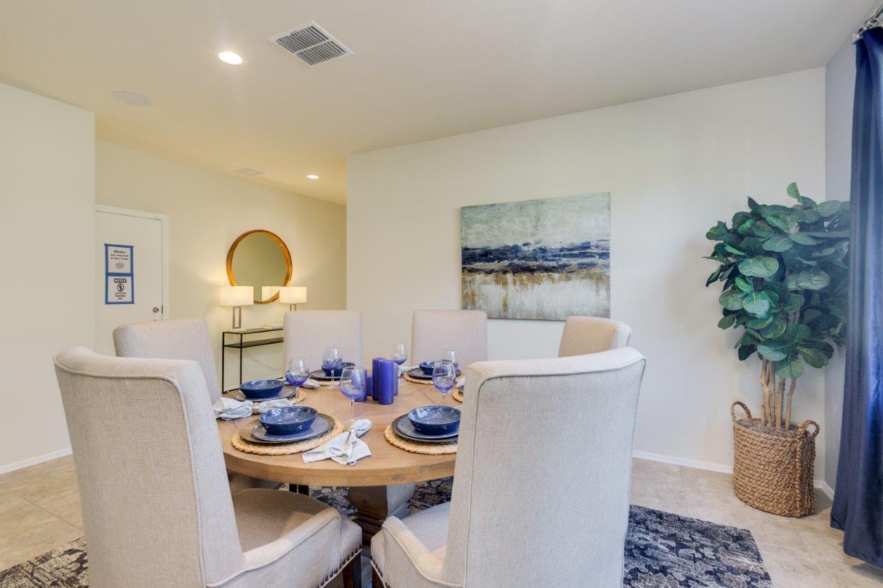 New Homes in Crestfield Manor Florence, AZ D.R. Horton