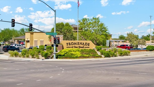 Nearby shopping the Casa Grande Promenade