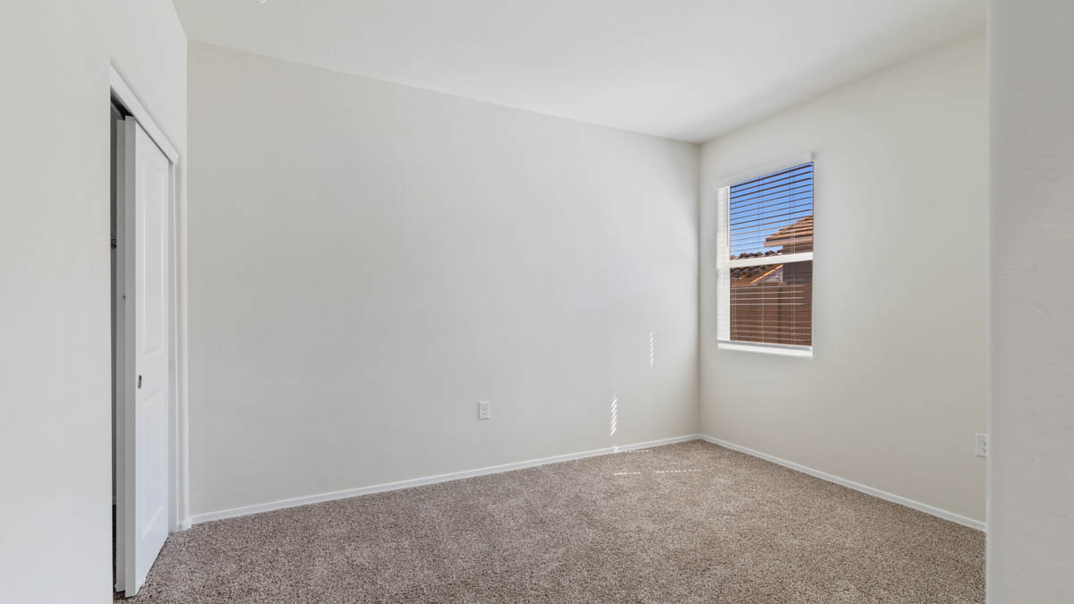 Guest bedroom
