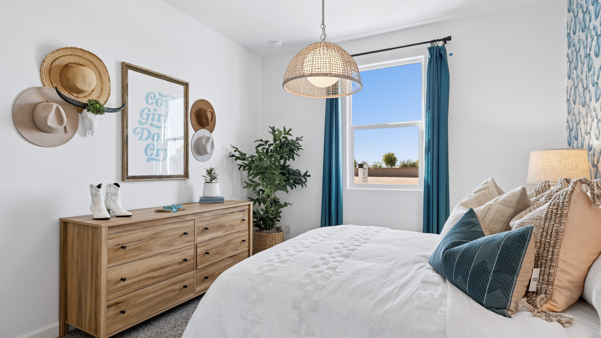 guest bedroom