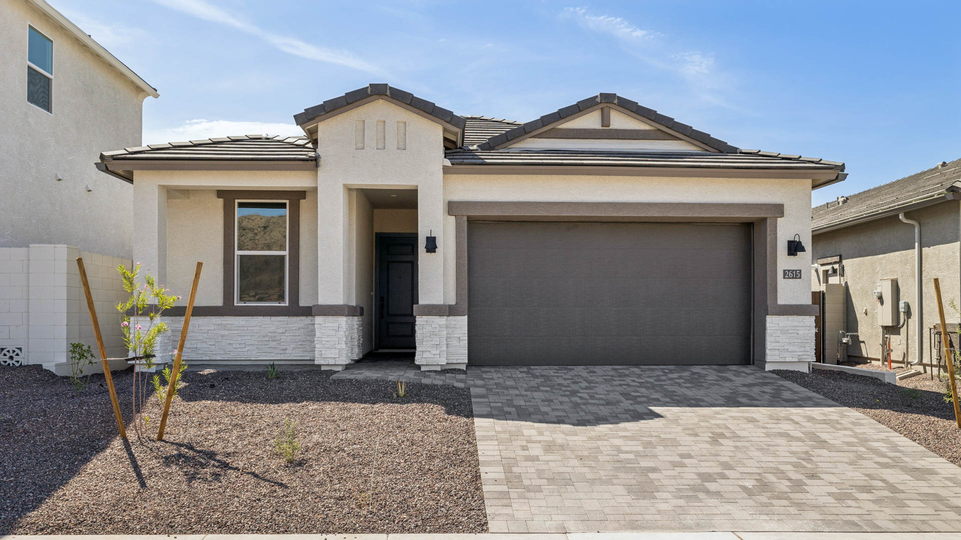 2615 W Satinwood Dr exterior