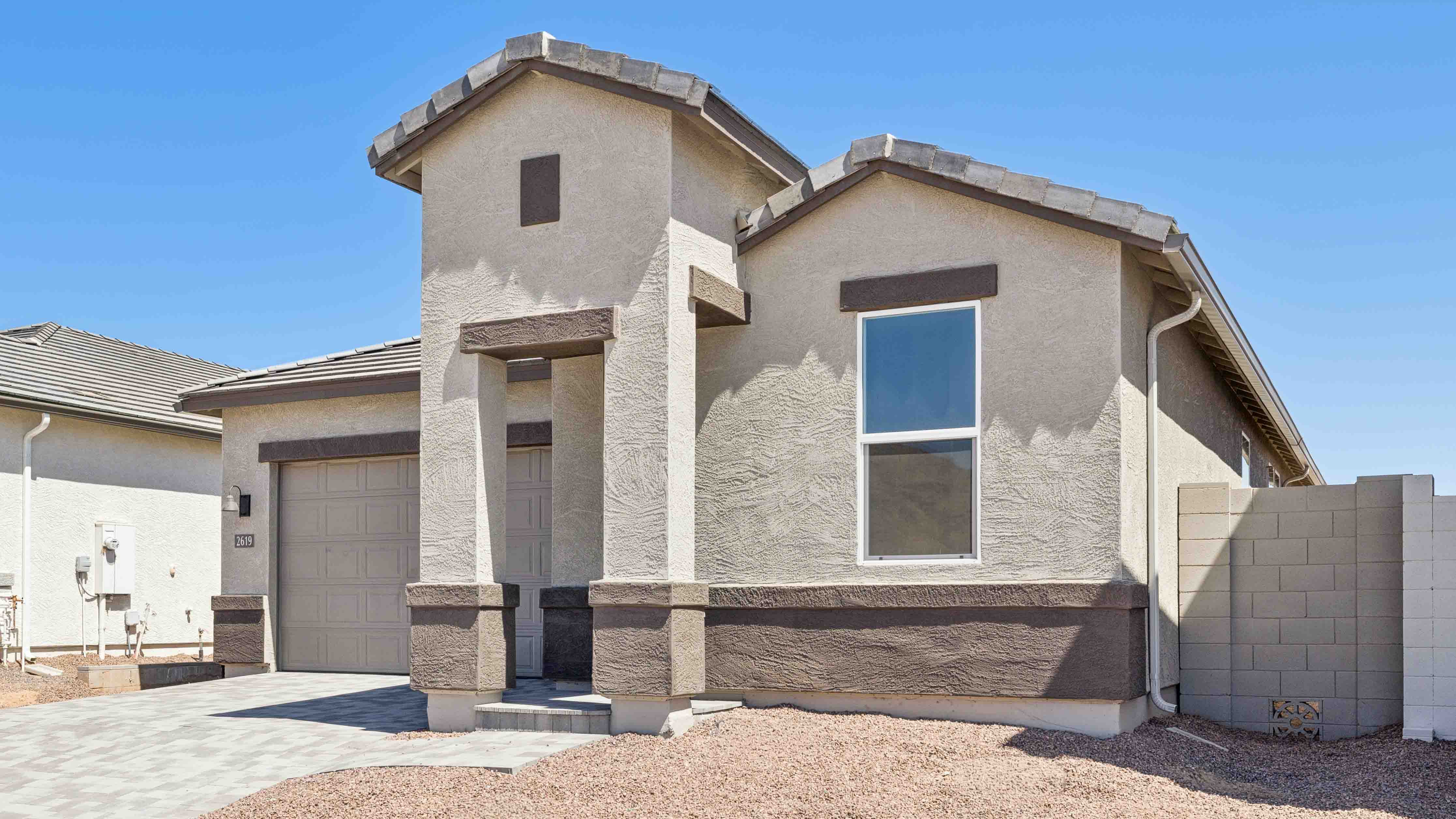 Front of Home at 2619 W SATINWOOD DR