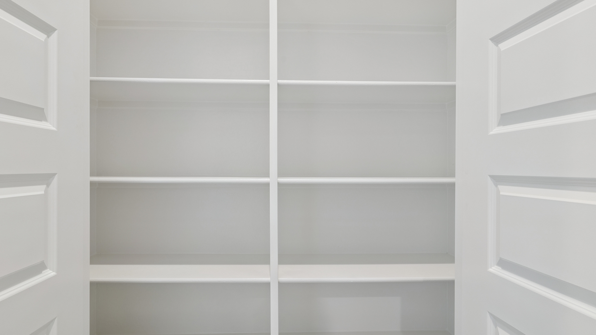 Kitchen pantry