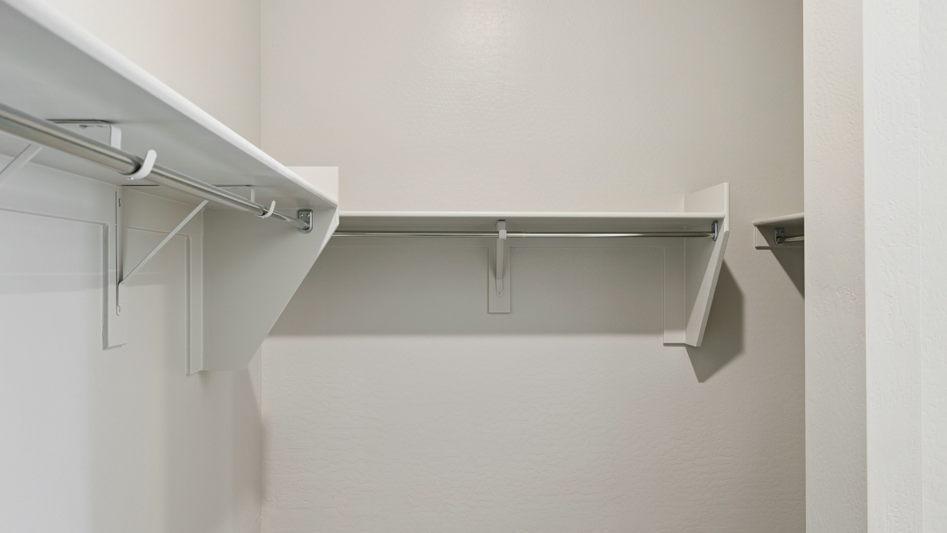 primary walk in closet