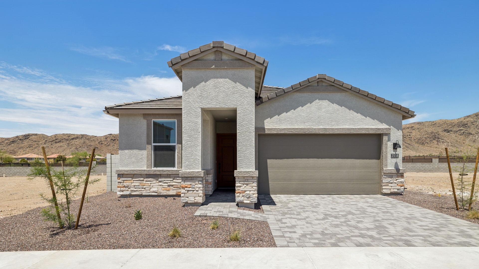 2558 W Satinwood Dr exterior
