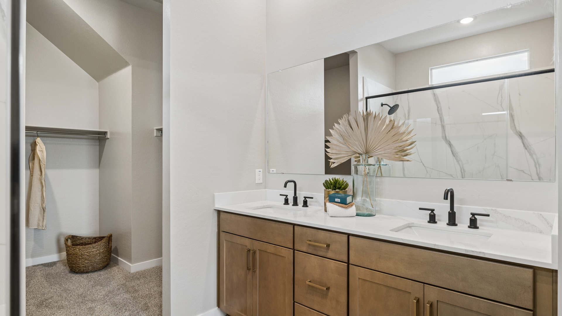 Ibis Model at Upper Canyon