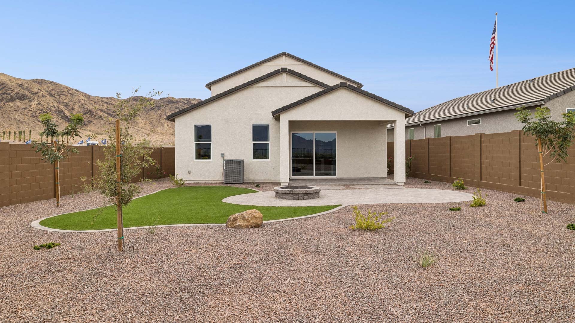 Ibis Model at Upper Canyon