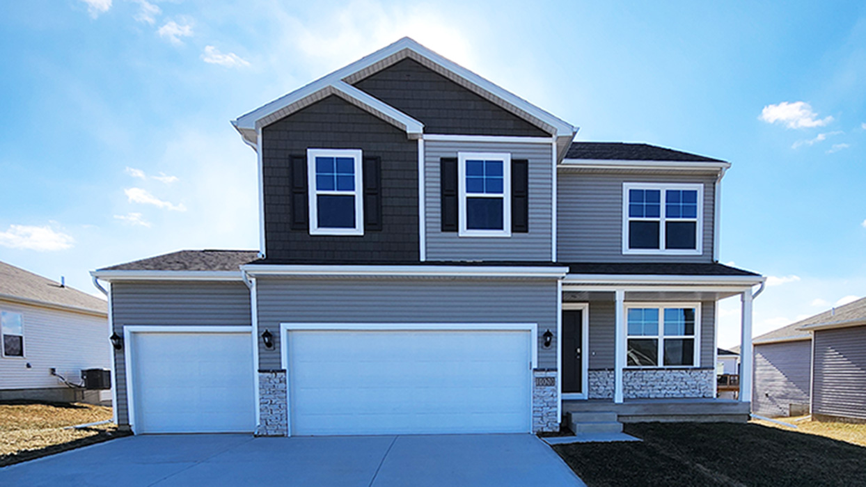 303 39Th St SW exterior