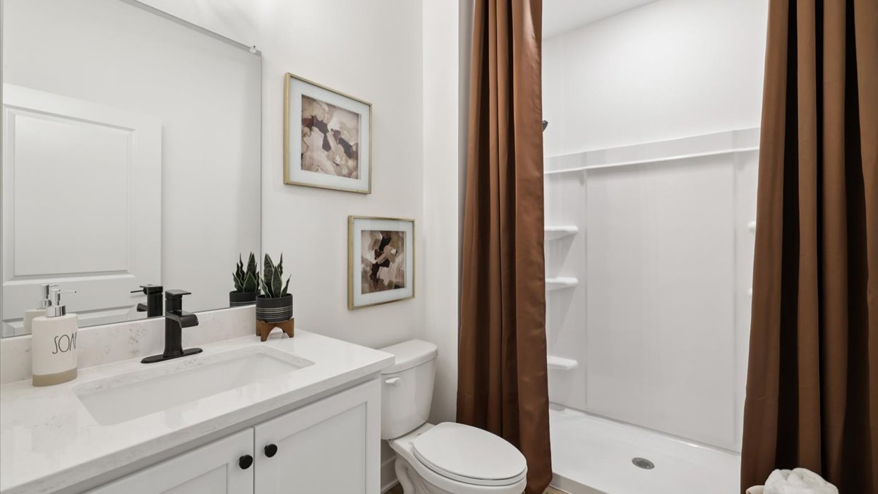 Fairfield Plan, The Horton Series at Stratford Crossing second bathroom