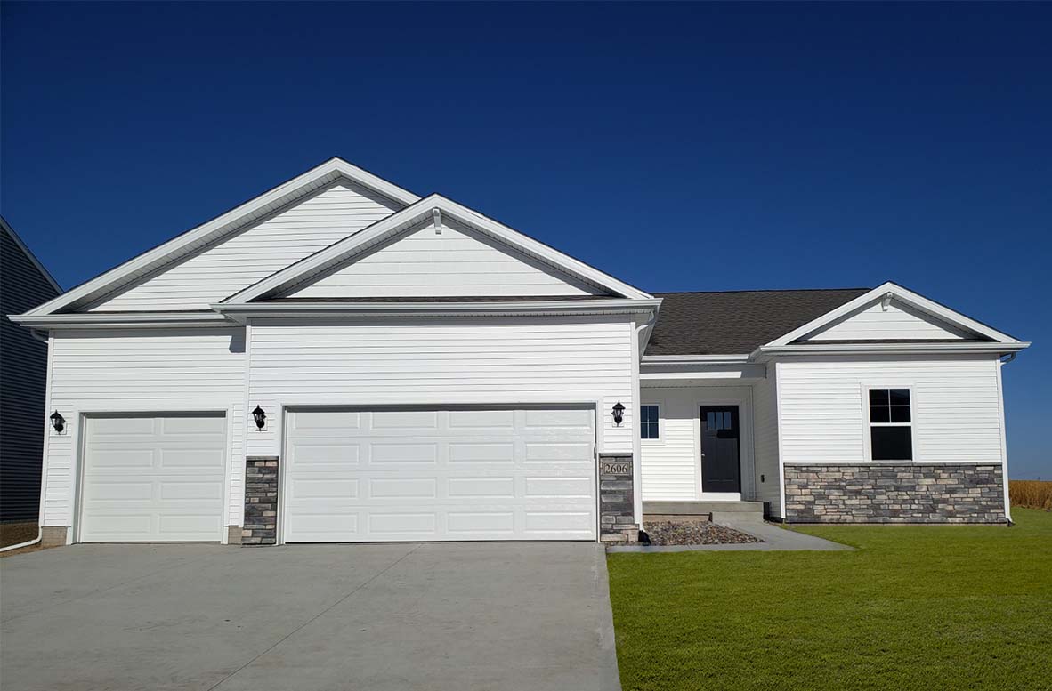 New Homes in Mallard Prairie URBANDALE, IA D.R. Horton