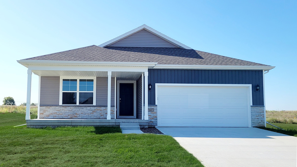 3466 Craven DR exterior