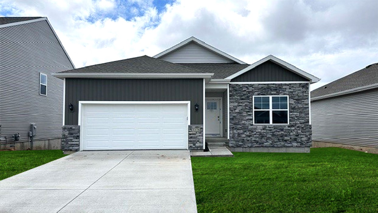 3457 Craven DR exterior
