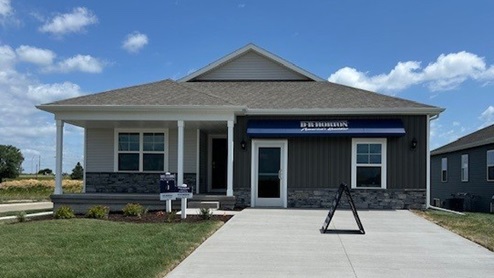 exterior of American prairie hamilton model home