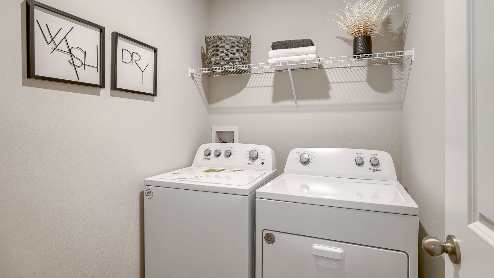 Laundry room in the Bellhaven