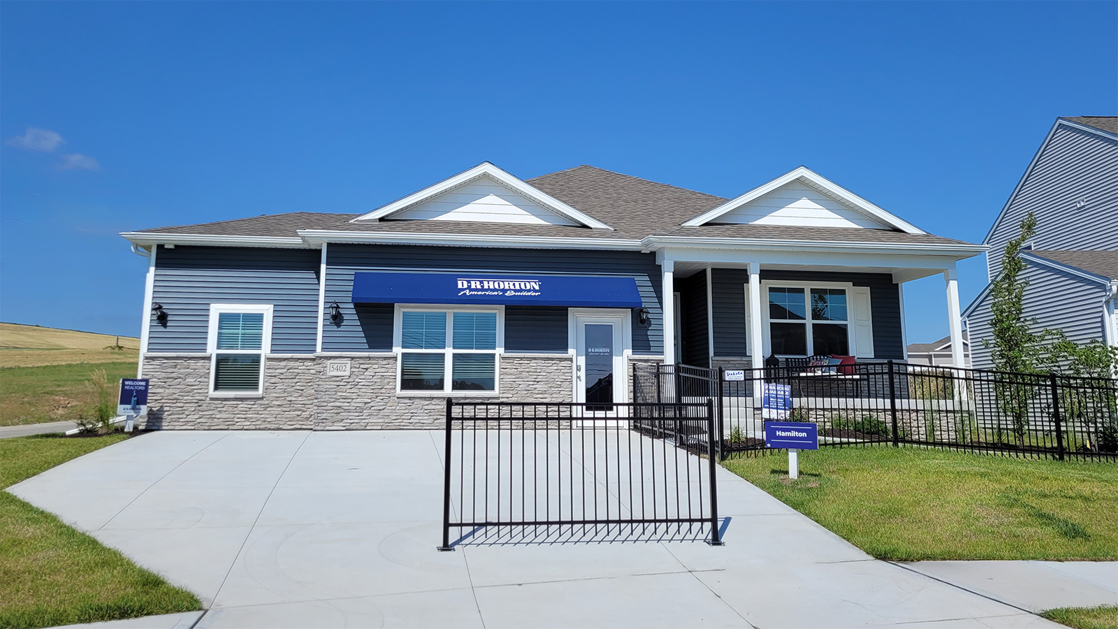 New Homes in Enclave Flats ELKHORN, NE D.R. Horton