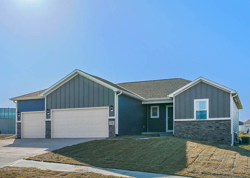 New Homes in Springfield Pines SPRINGFIELD, NE Tradition Series