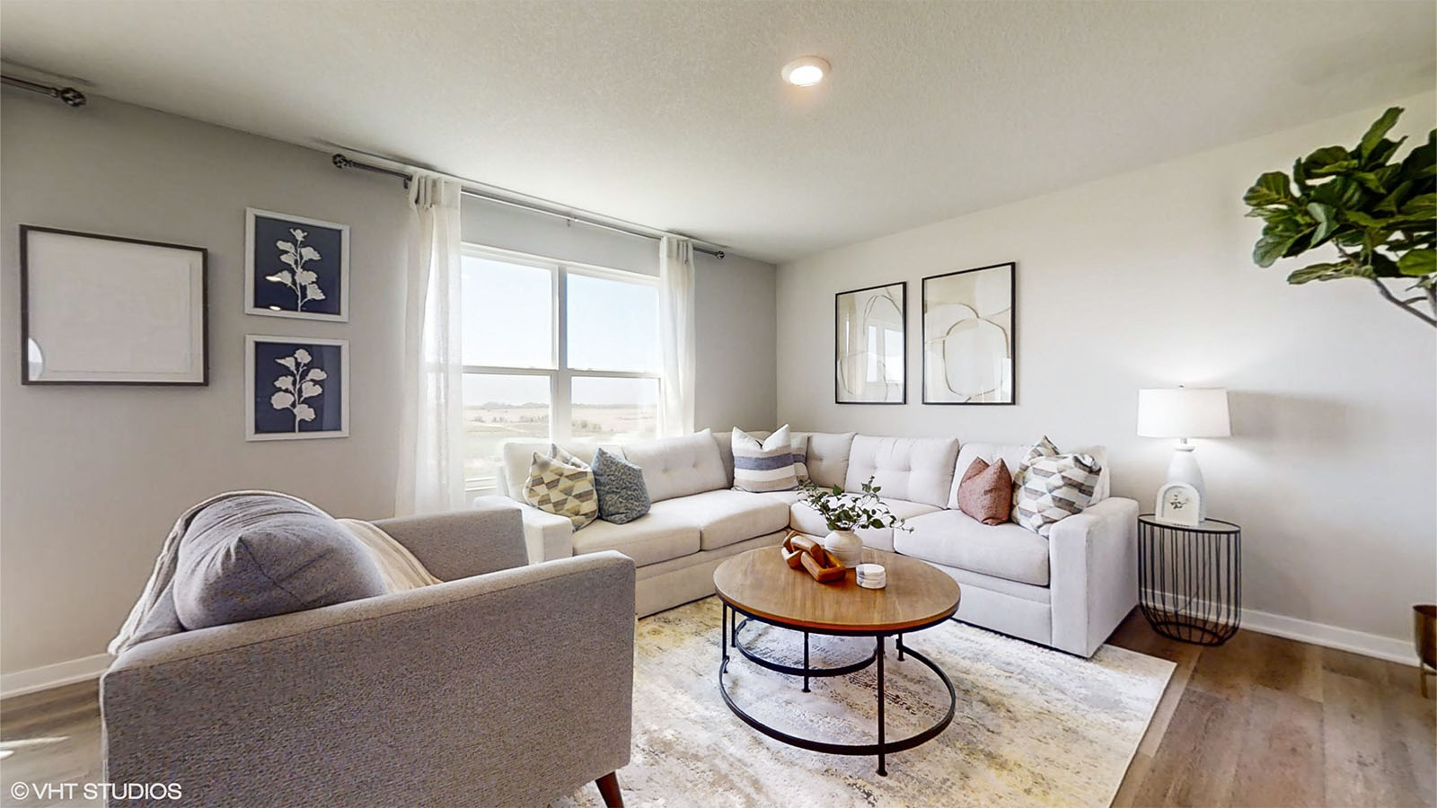 Bellhaven spacious living room with sectional couch and chair