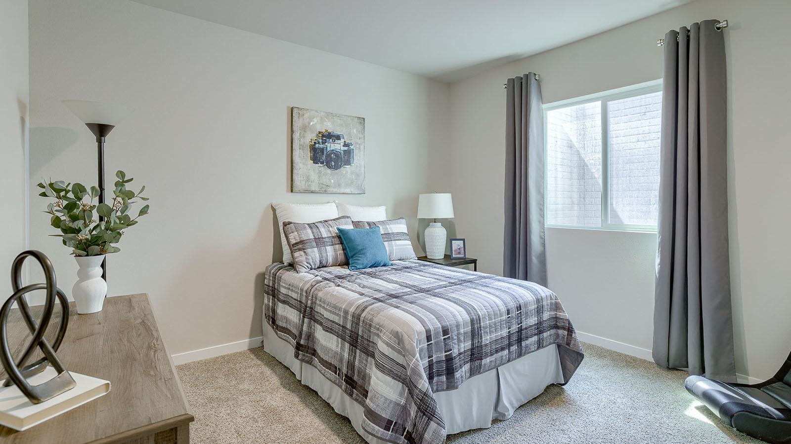 Reagan basement bedroom with window