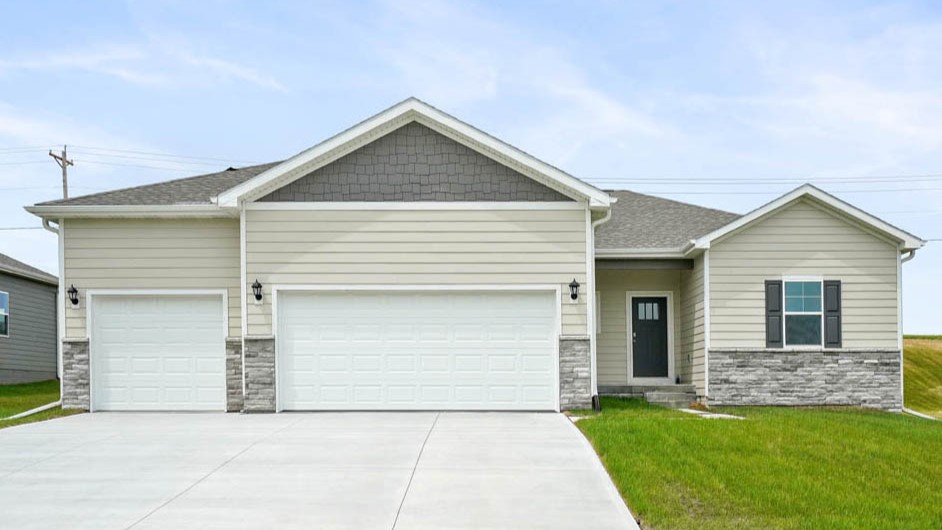 20558 Westridge Dr exterior