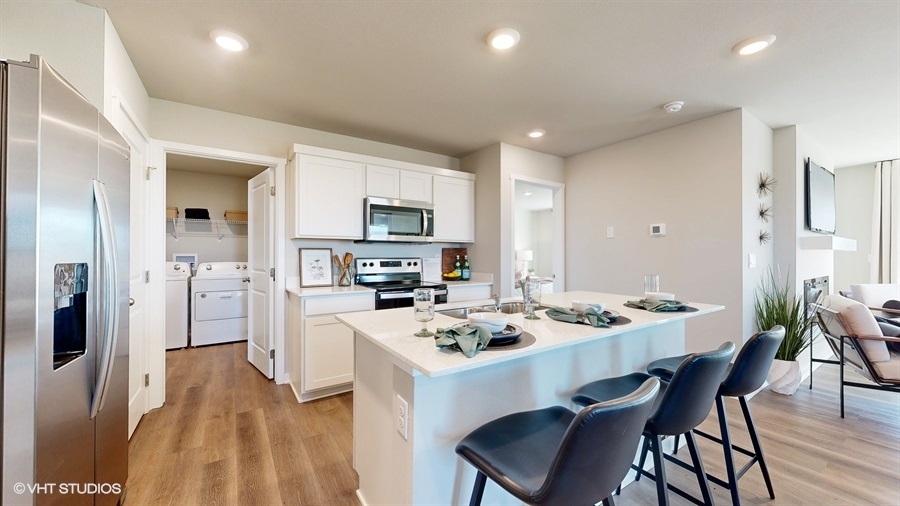Abbott kitchen with island and 3 chairs