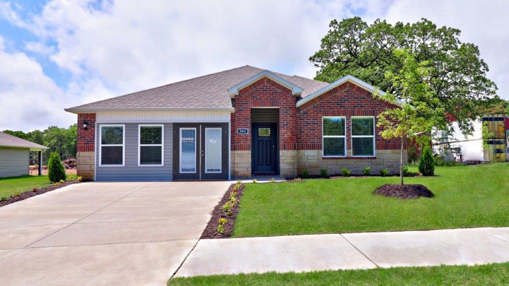 Pioneer Woods D. R. Horton