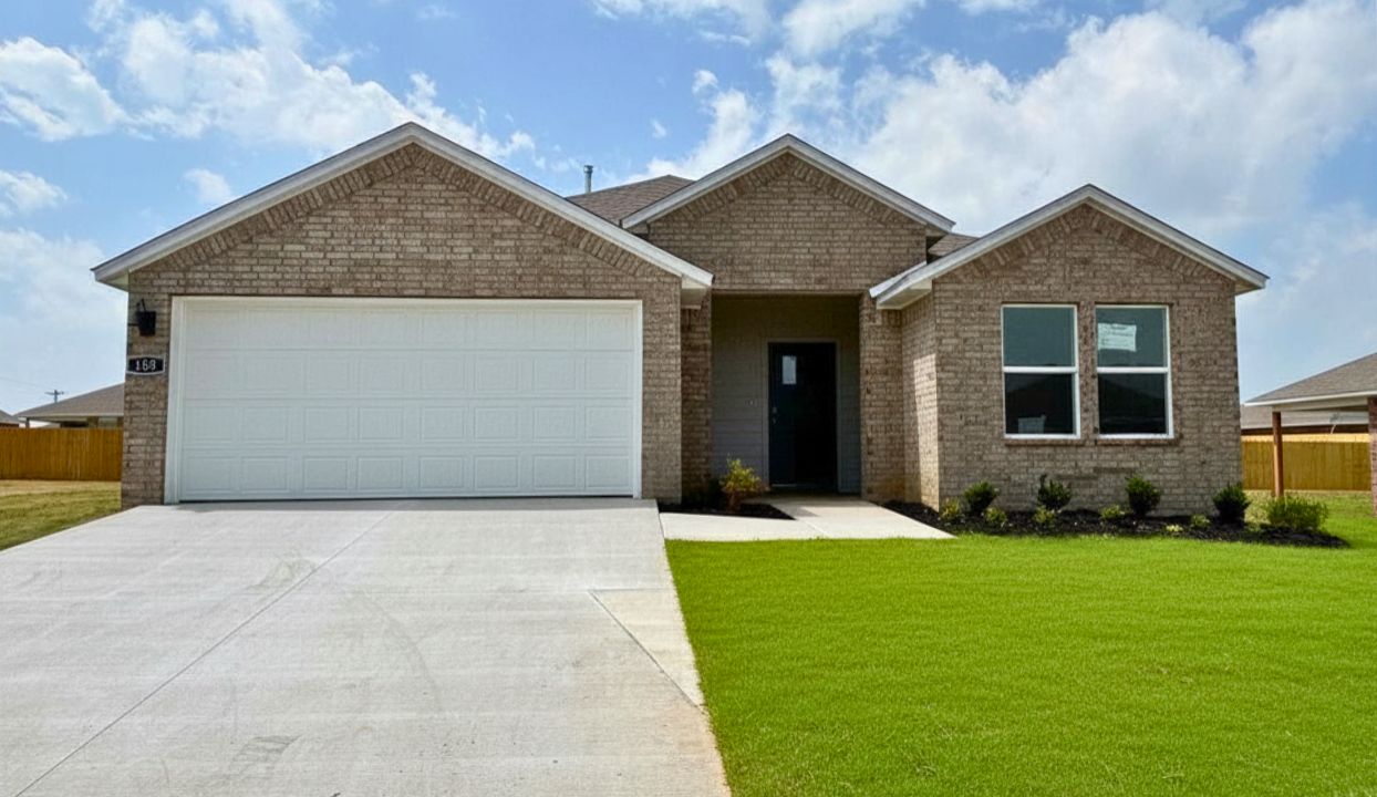 109 Ratliff Ave exterior