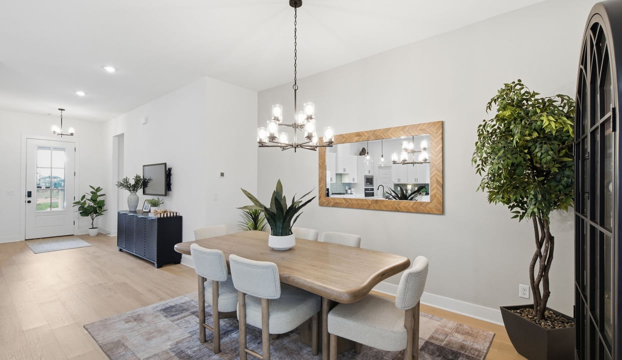 Dining and Entry