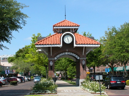Monument at Downtown Winter Garden with clock.