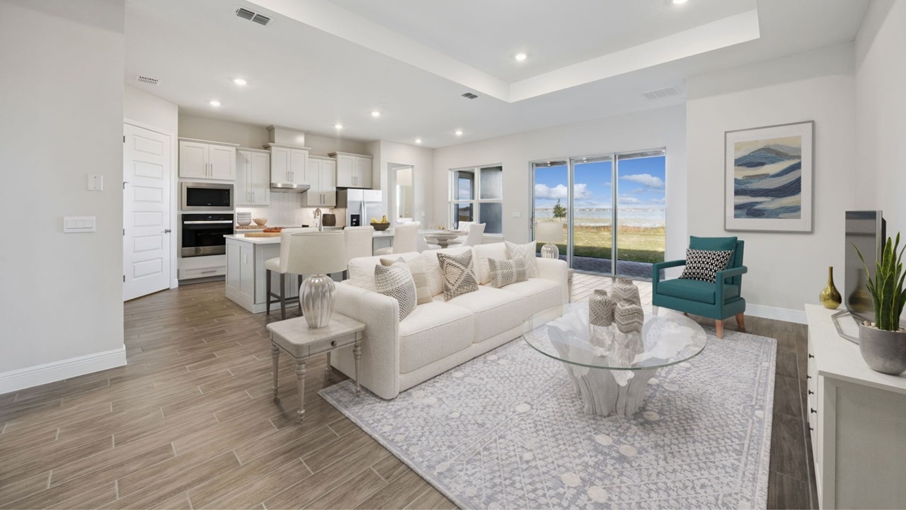 3 everett livingareakitchen