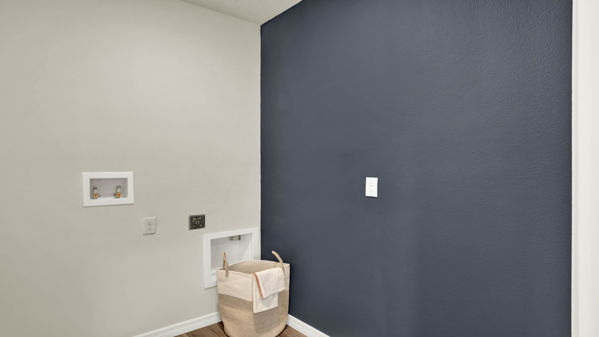 Spacious laundry room