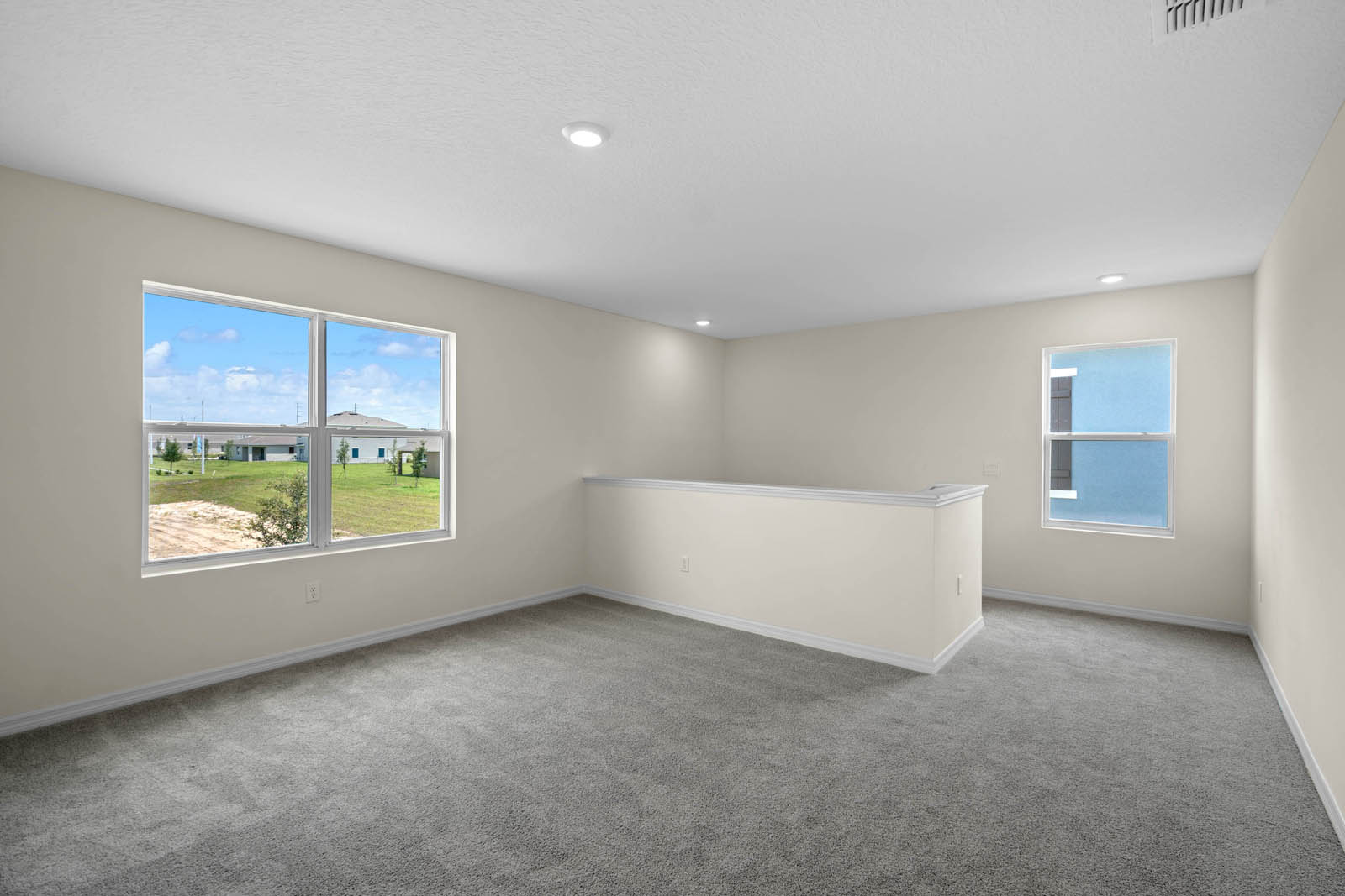 Second floor loft with stair access