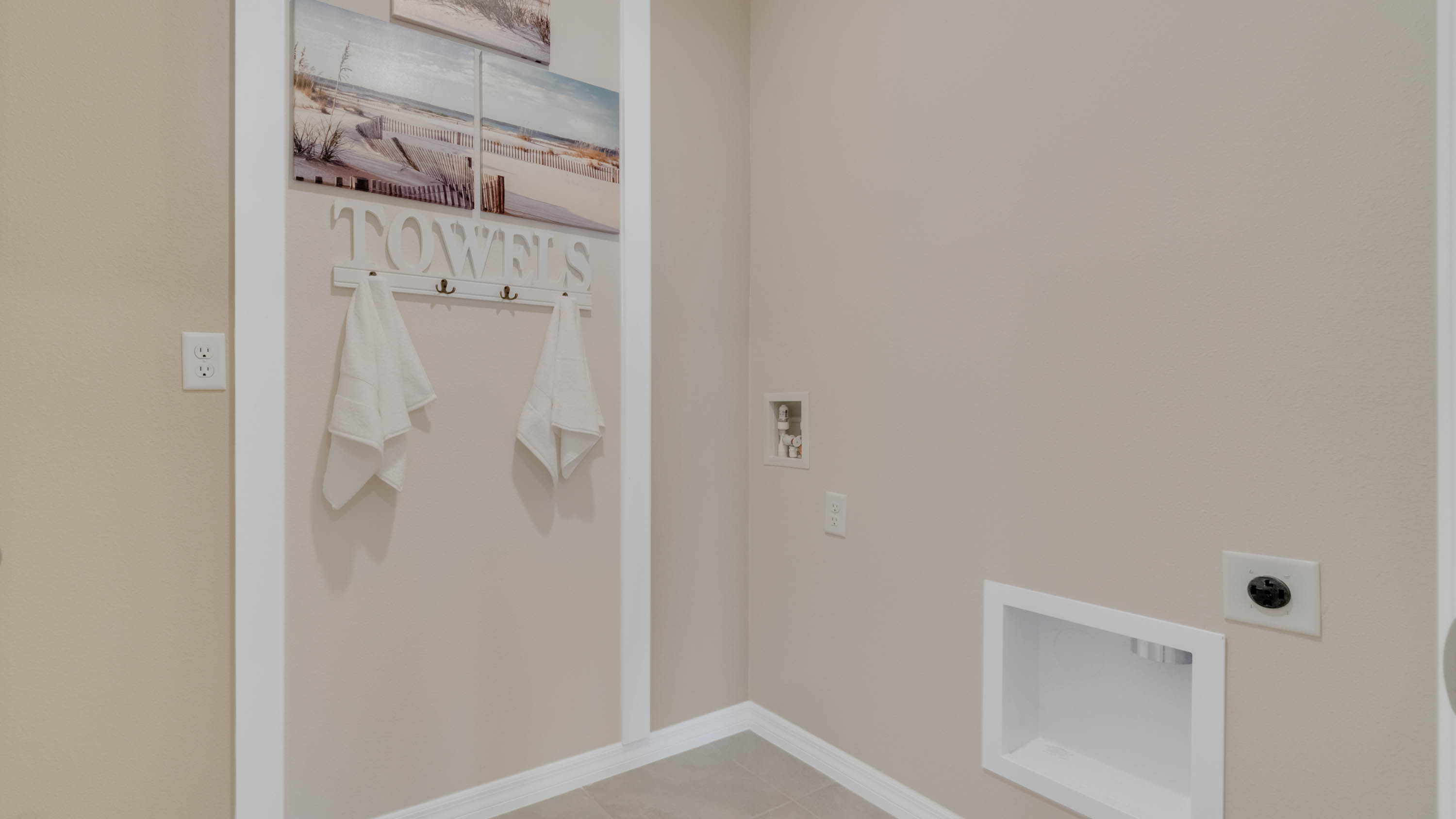 Laundry room with decoration