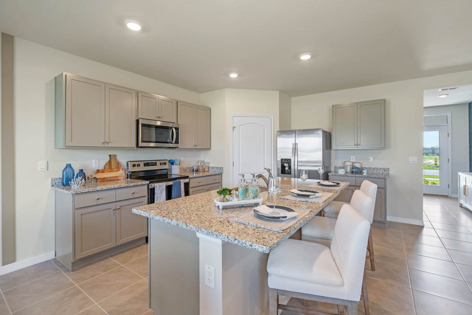 Kitchen island with ceramic tile