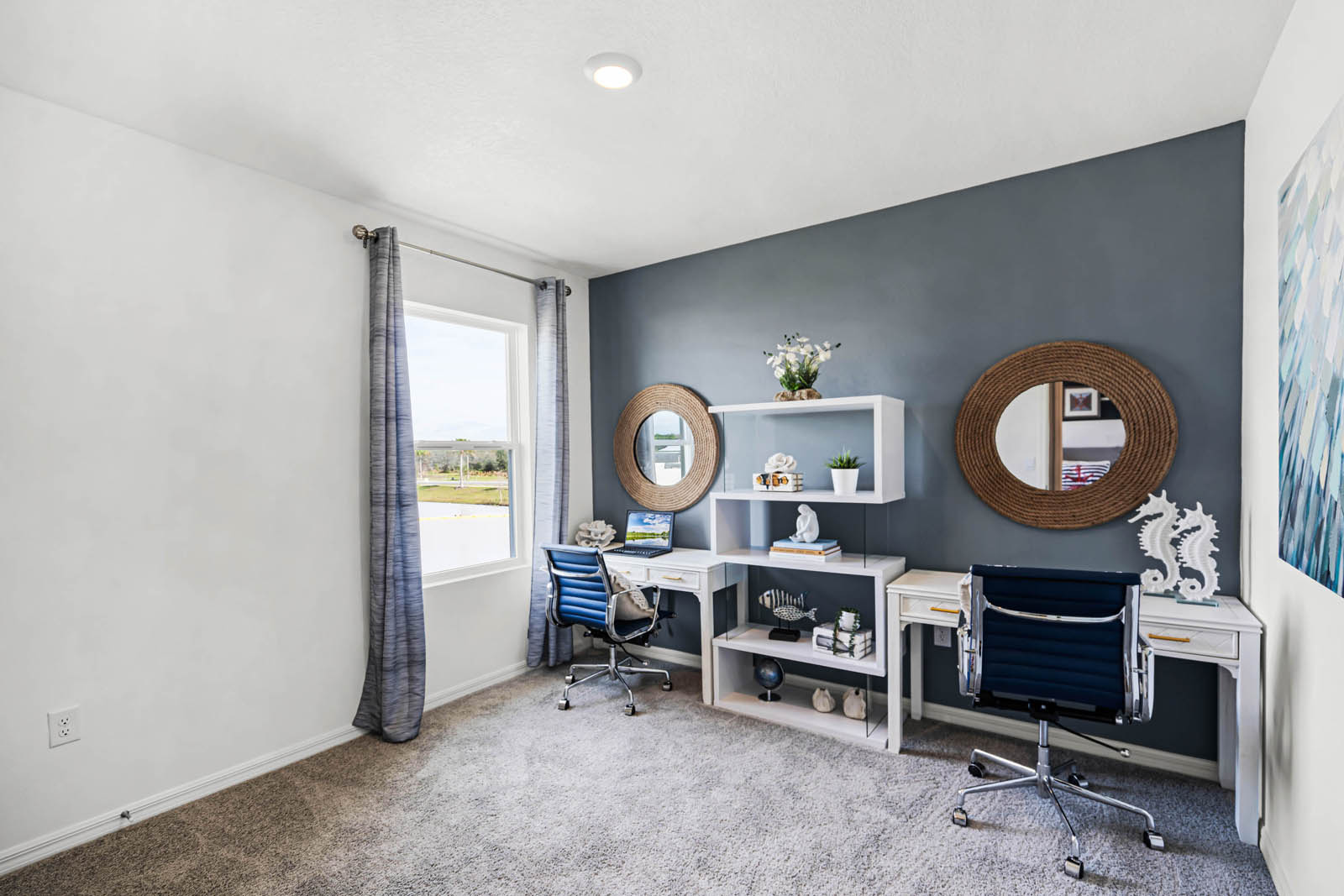 office space 2 desks