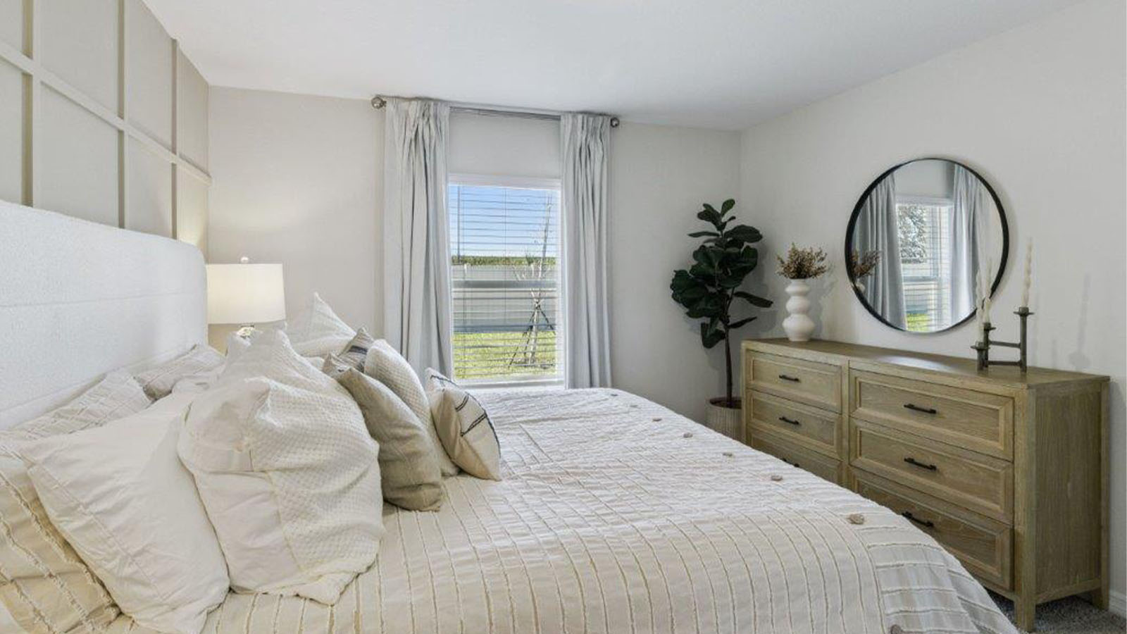 Primary bedroom carpet