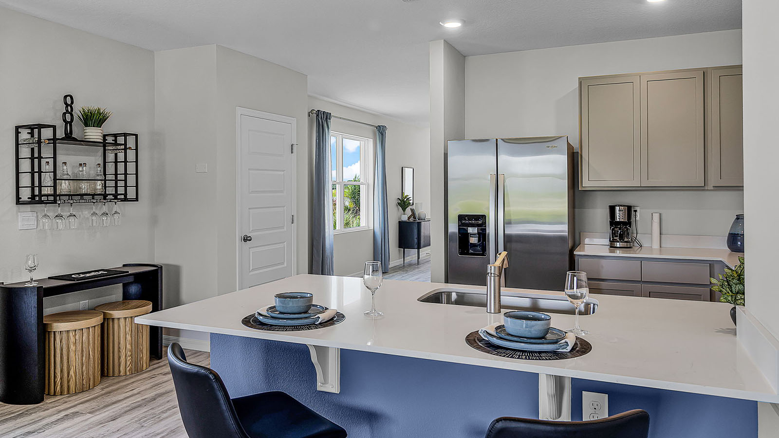 Kitchen showing view of pantry