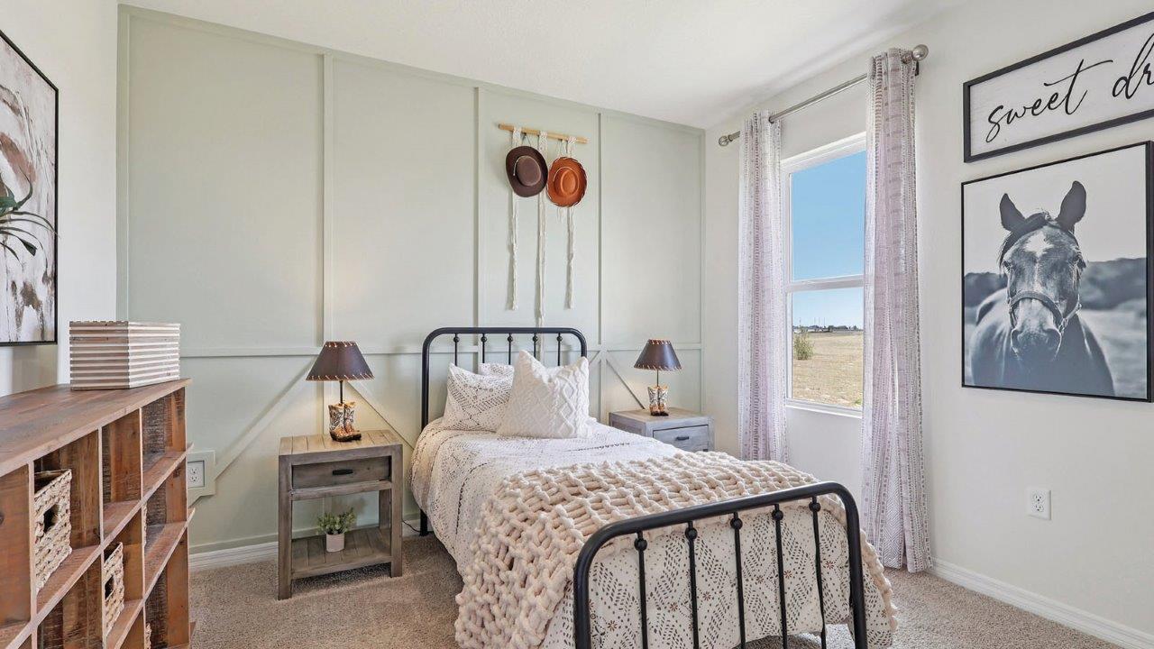 Kids room decorated as horse themed