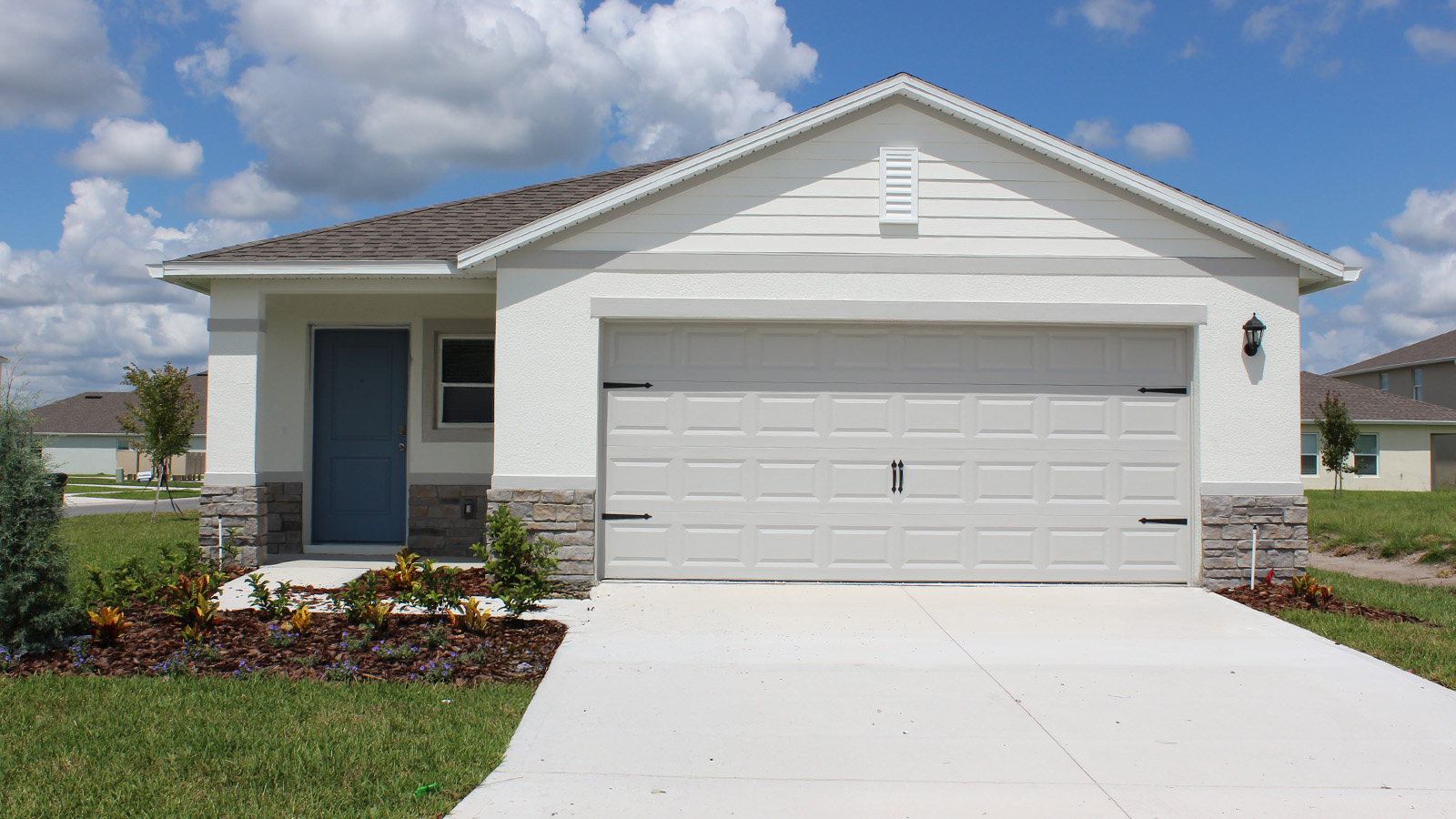 4747 Rolling Lake Lane exterior