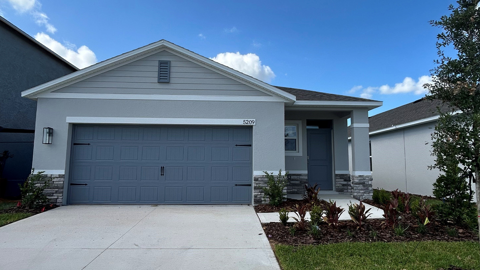 5209 Native Mile Loop exterior