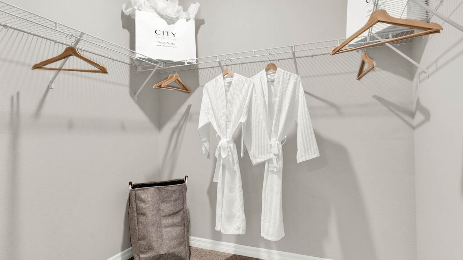 Walk in closet with shelves