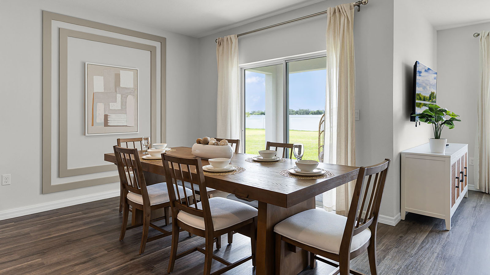 Dining area adjacent to the patio door