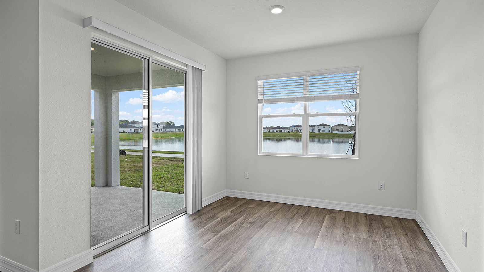 dining room with sliding door to balcony