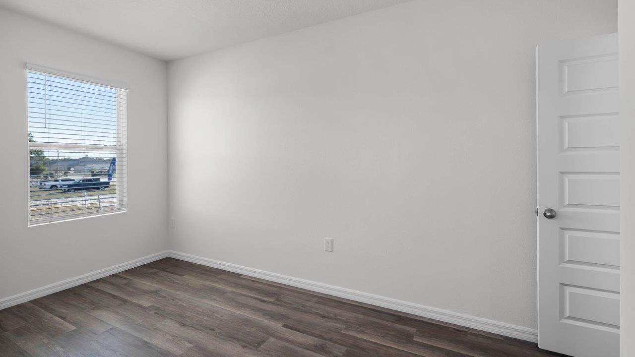second guest bedroom with closet