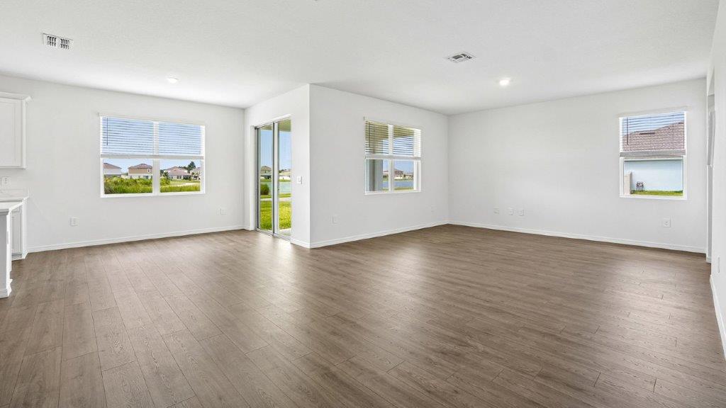 Living room with a dining room nook