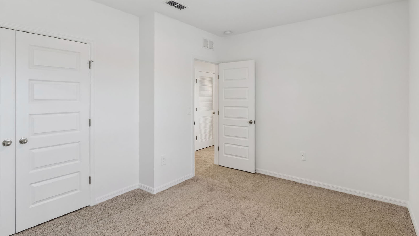 Bedroom 2 with carpet