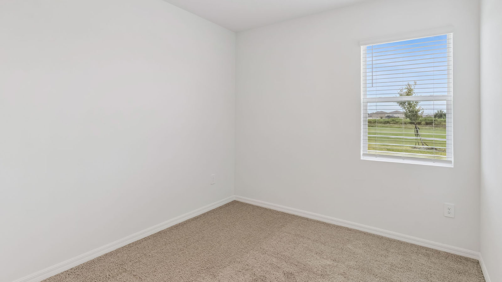 Guest bedroom
