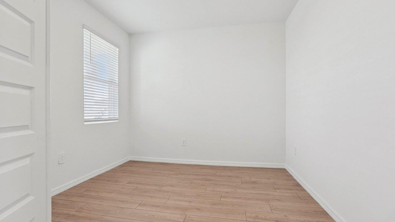 Flex room with double doors